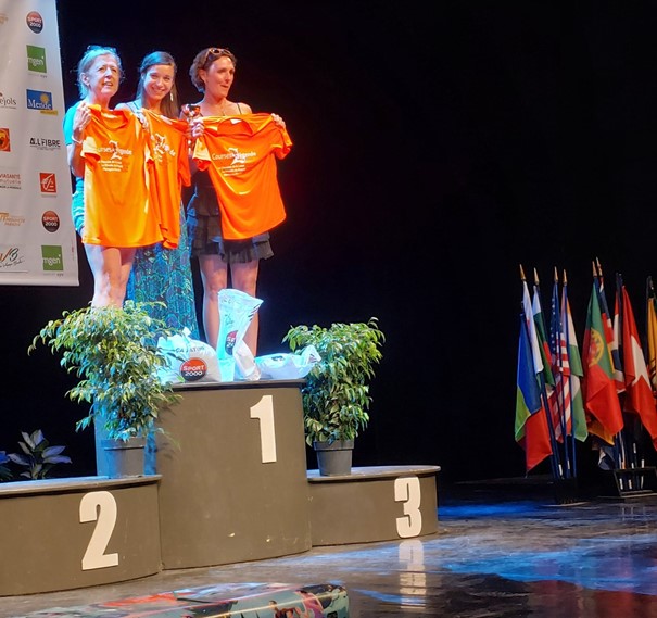 podiumfillesmende